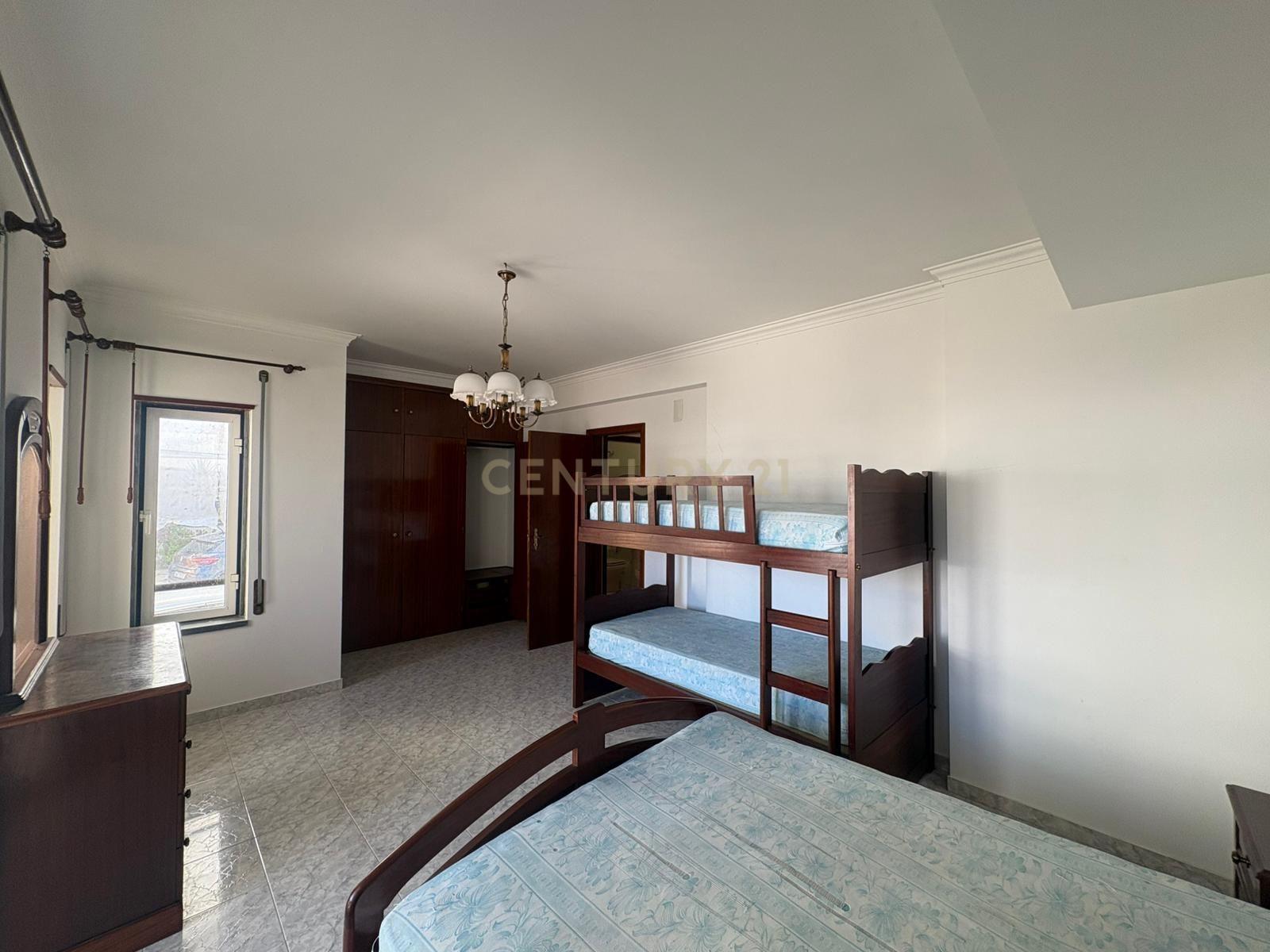 Fotografia 9 de Apartamento T2 com terraço no centro de Santa Cruz