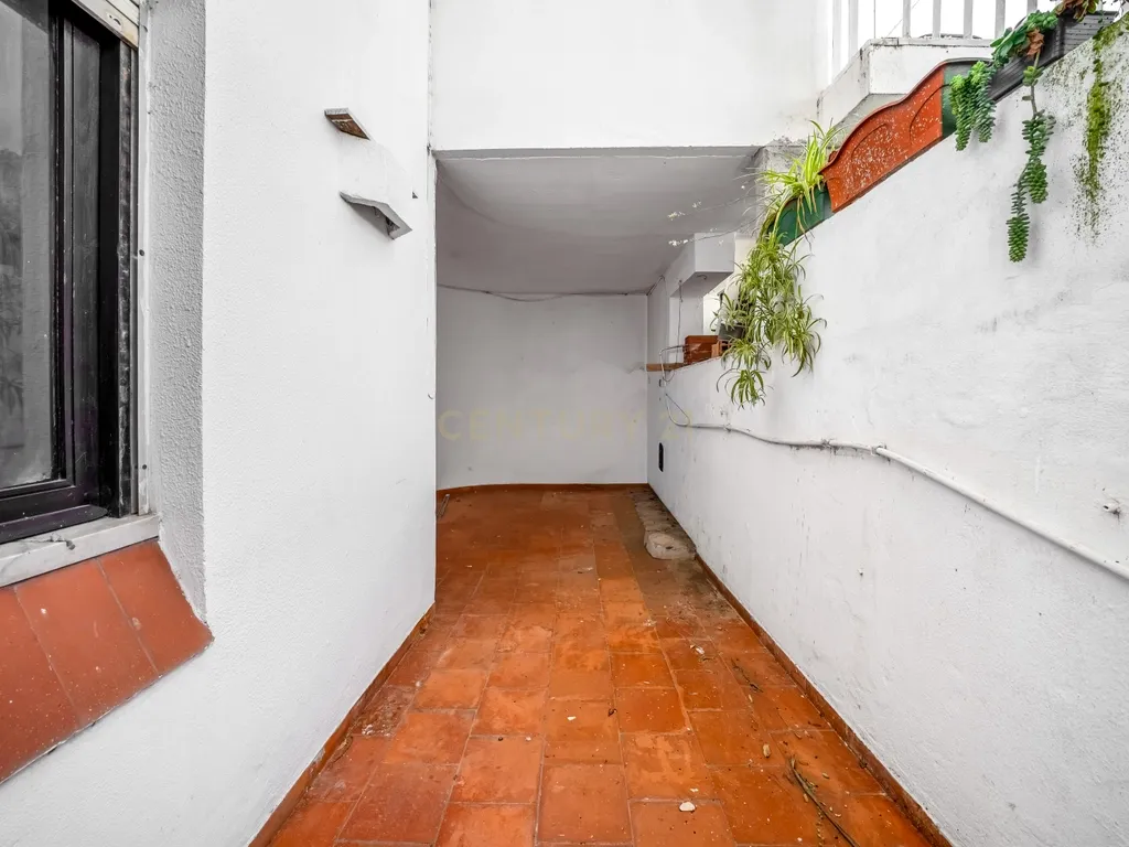 T1+1 Rés do Chão com Logradouro Privativo em Condomínio com Piscina Montechoro, Albufeira - Image 25