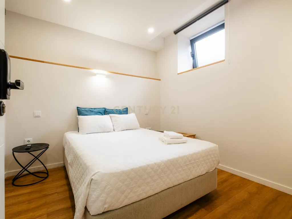 Prédio de Alojamento Local – Porto - Image 40