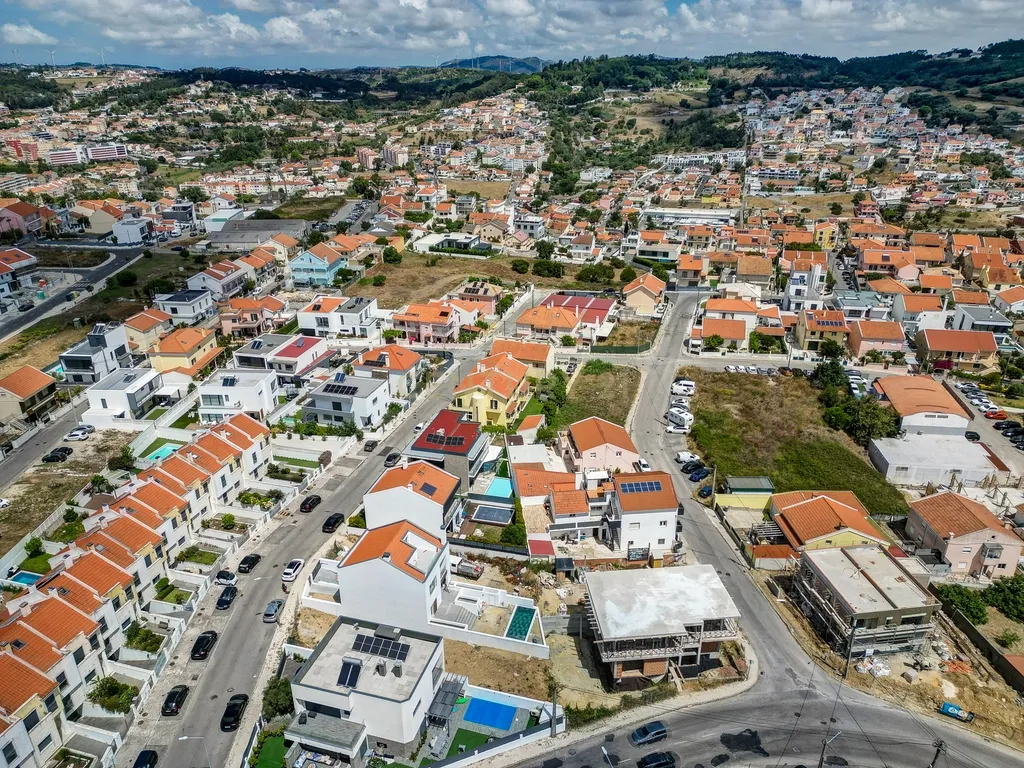 Moradia T4 com piscina em Caneças - Image 64