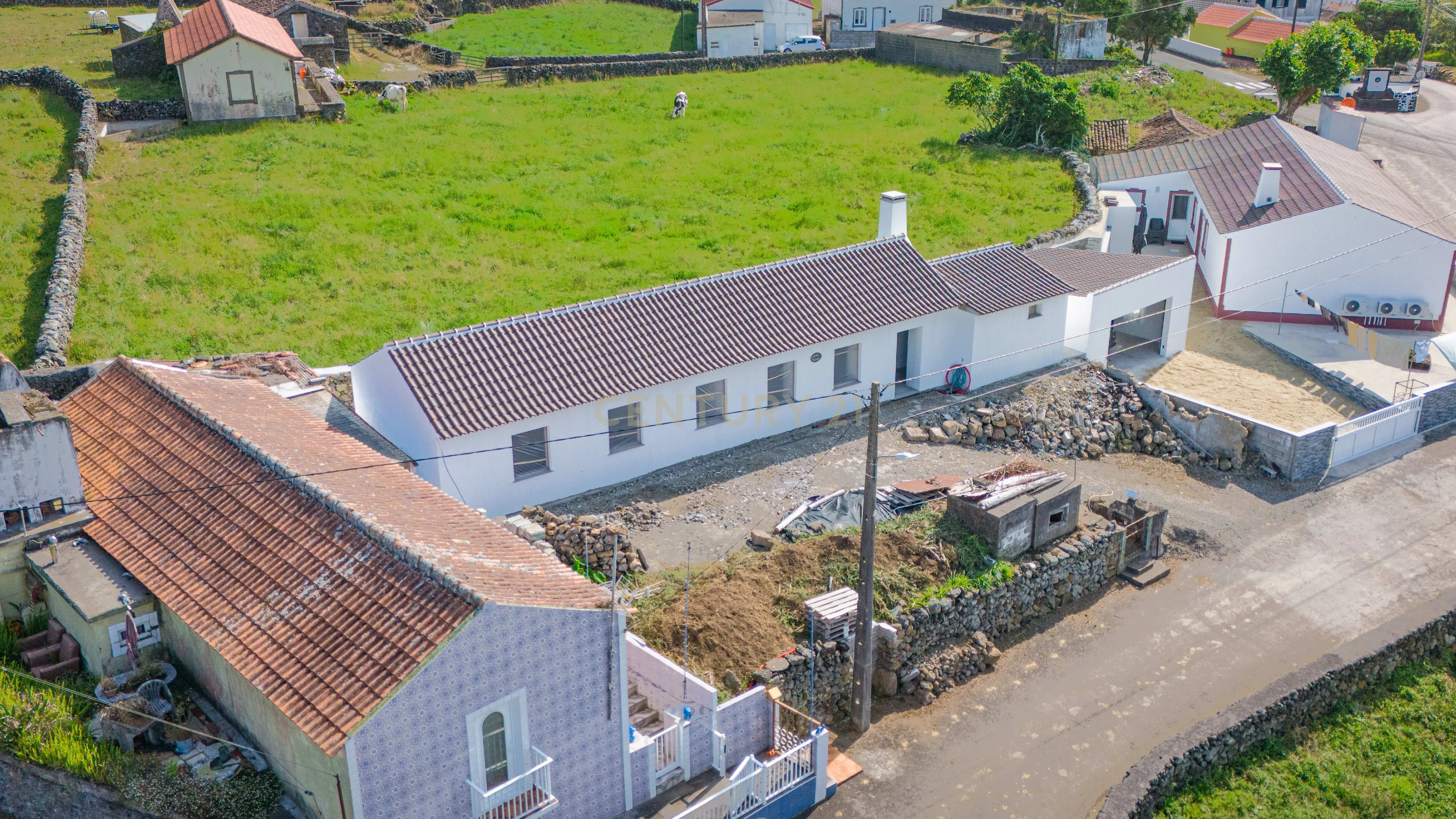 Fotografia 2 de Moradia em fase de renovação na Vila de São Sebastião
