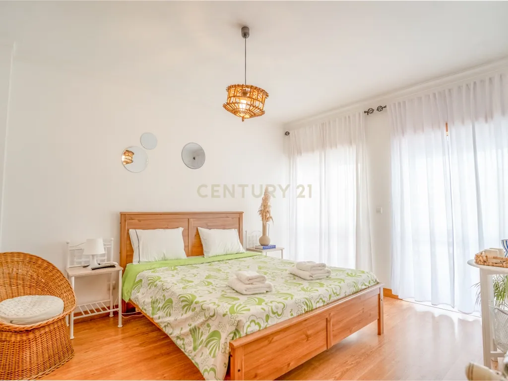 Apartamento T3+1 Duplex| 2 minutos do Centro de Caldas da Rainha - Image 18