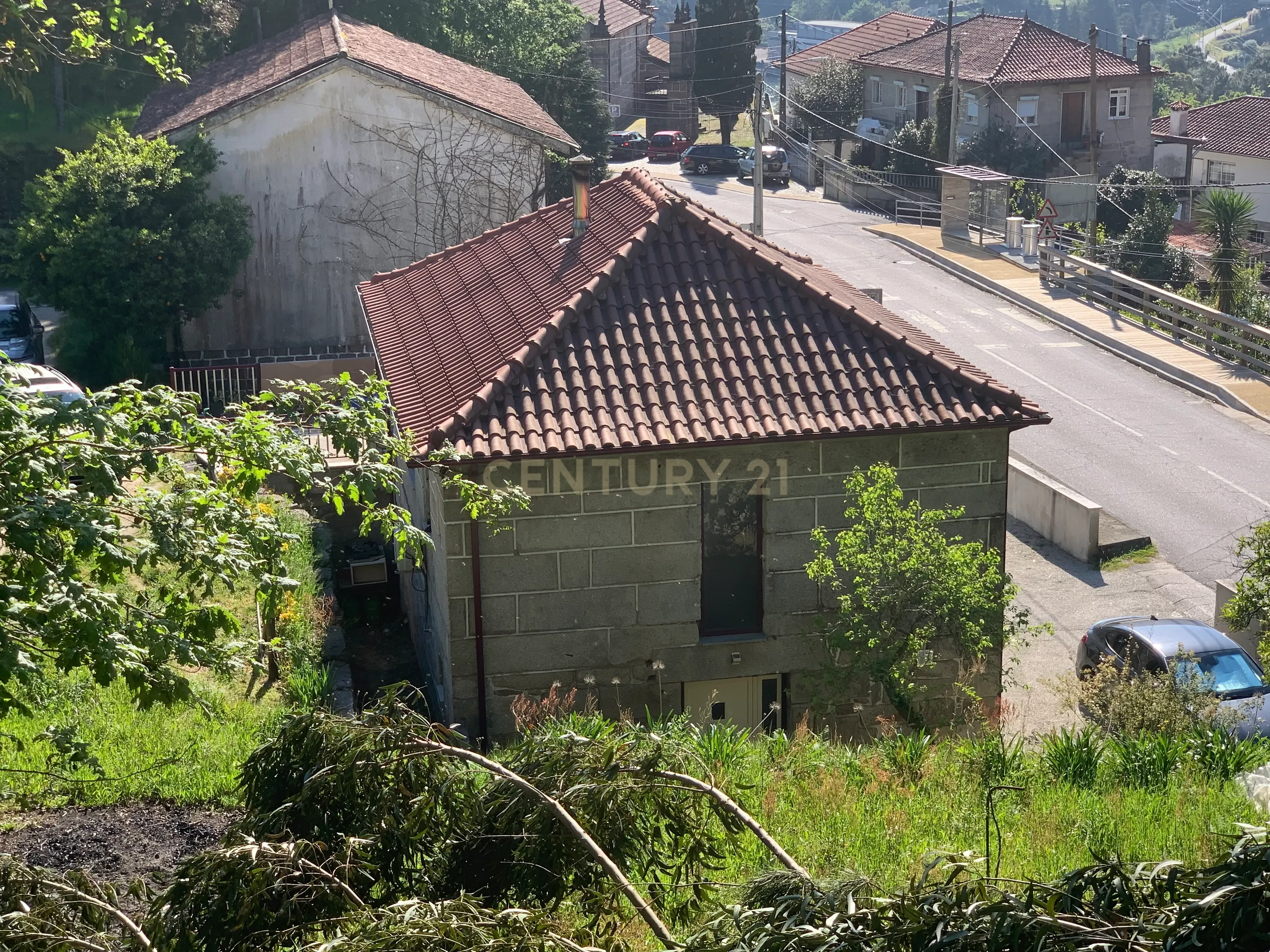 Casa com 3 Apartamentos na Vila do Gerês e 1000 m2 terreno - Image 72