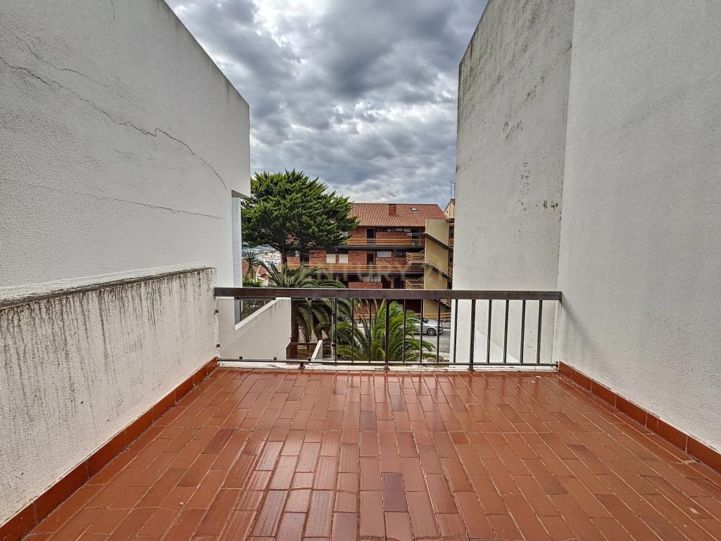 Apartamento T2 - Arrendamento - Bem localizado na Nazaré - Image 19