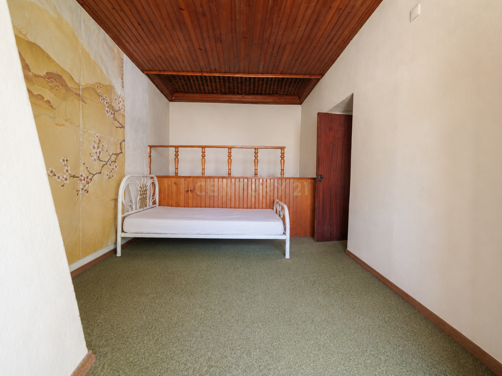 Andar de Moradia T7 | Baixa de Faro | Potencial para Hostel | Terraços - Image 29