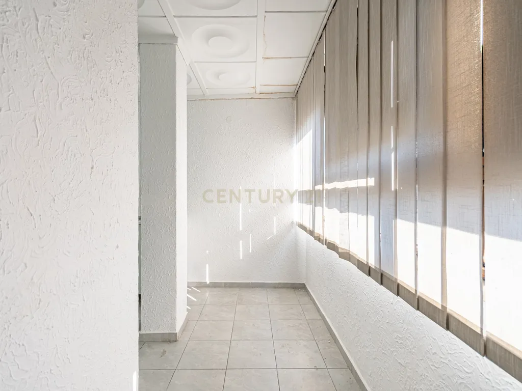 Estúdio na Venteira, Amadora - Localização central e acessível - Image 10