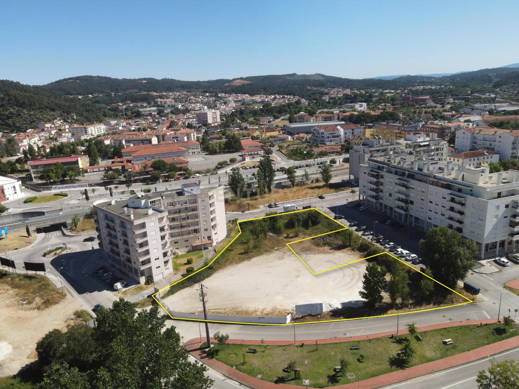 NOVO APARTAMENTO T4  EM MIRANDA DO CORVO  EM EMPREENDIMENTO A INICIAR CONSTRUÇÂO - Image 8