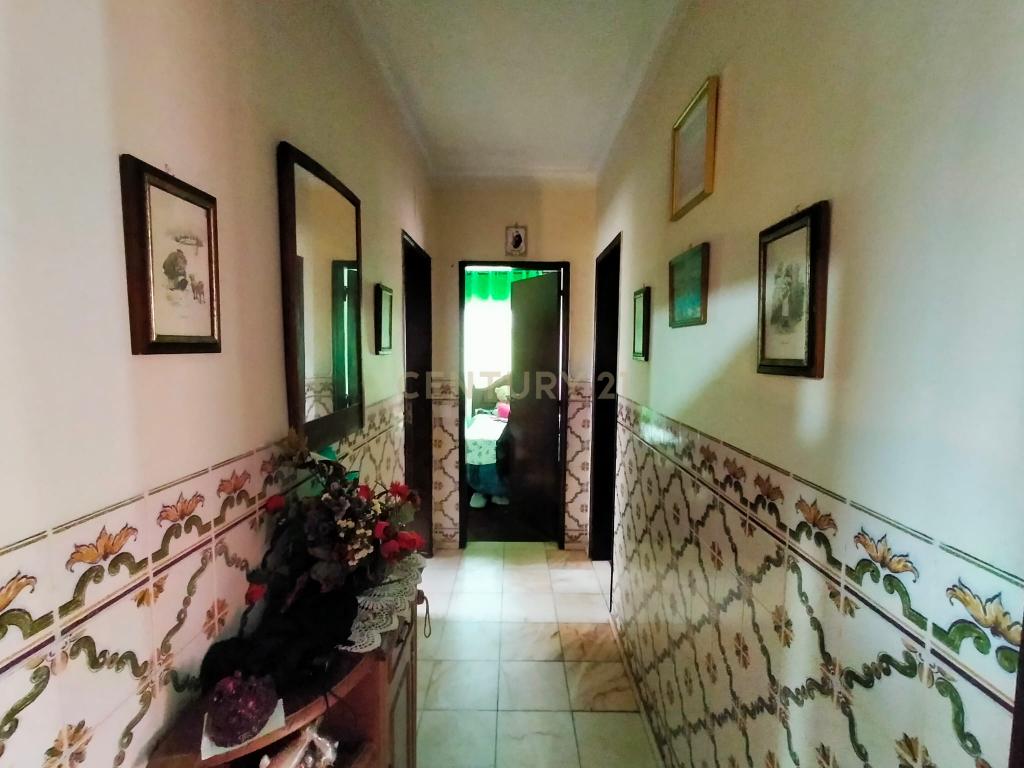 Venda de prédio urbano com negócio - Setúbal - Image 8