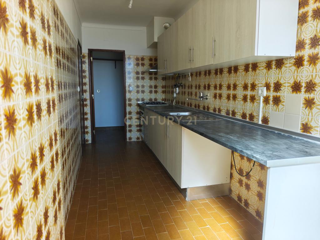 Apartamento T1 | Benavente - Image 2