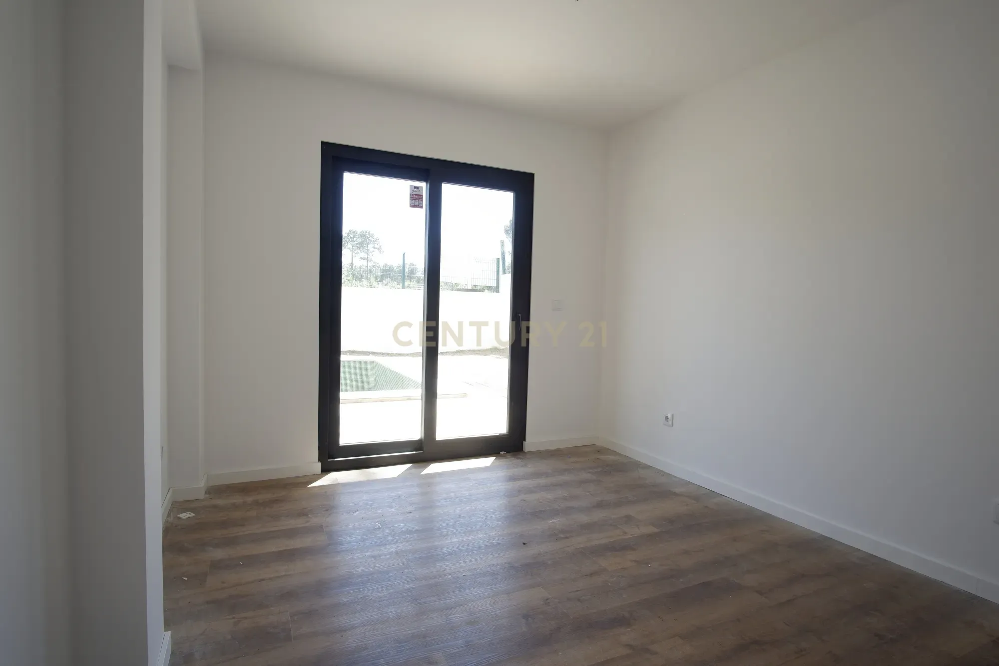 🌿 Moradia de Sonho Pronta a habitar na Avenida do Mar T5 com piscina – Aroeira - Image 19