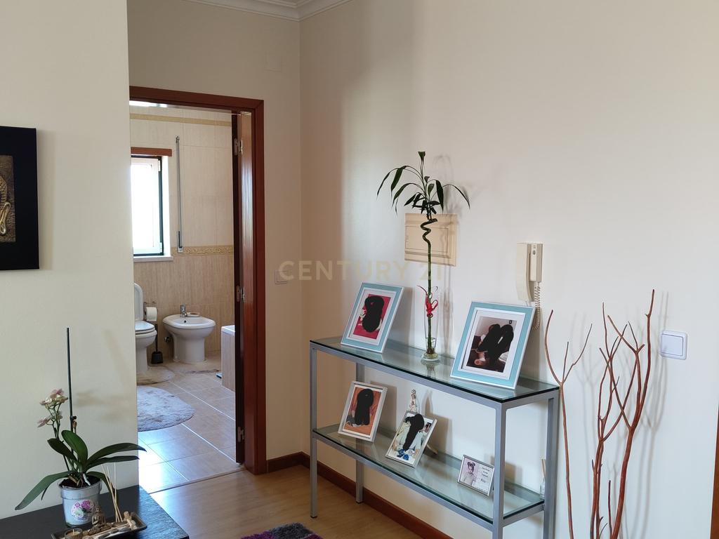 Moradia T4 com piscina em Gaeiras, Marinha Grande. - Image 23