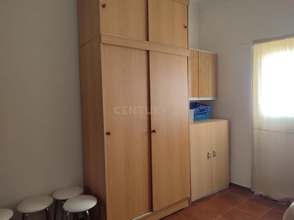 Moradia T4 totalmente mobilada, com garagem,  Mílrico, Oleiros - Image 18