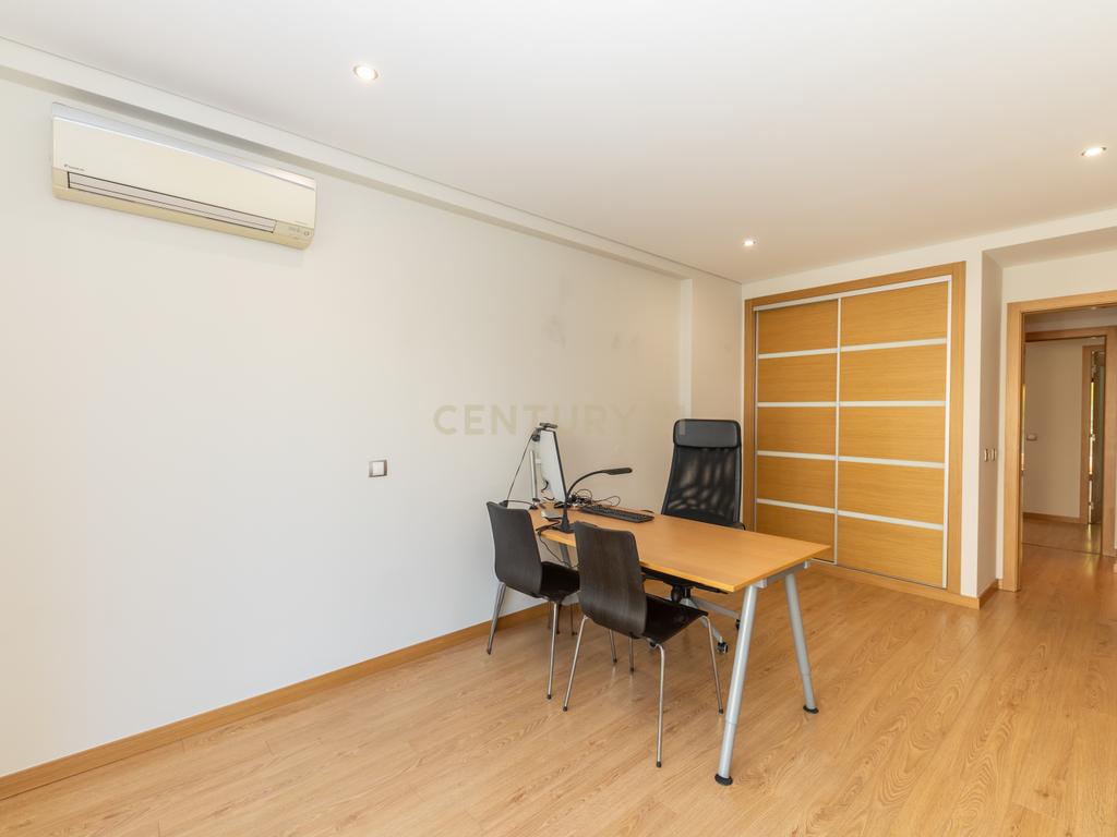 Apartamento T3 Com Box - Varandas Montijo - Image 24