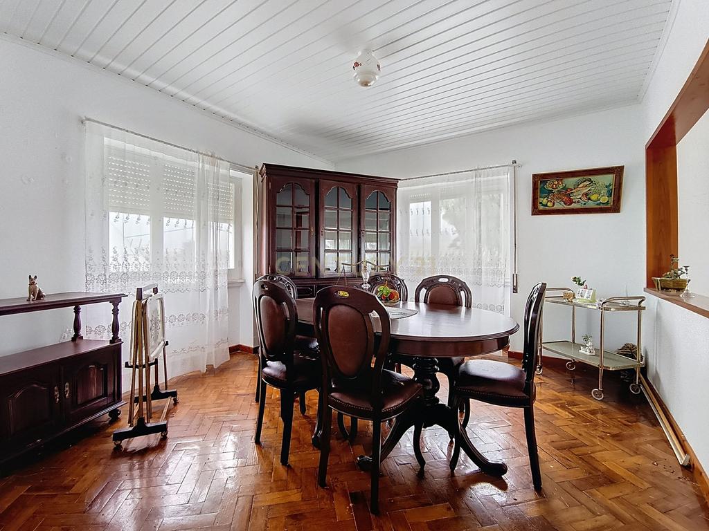 Casa T3 em Achadinha, Nordeste - Oportunidade Única! - Image 8