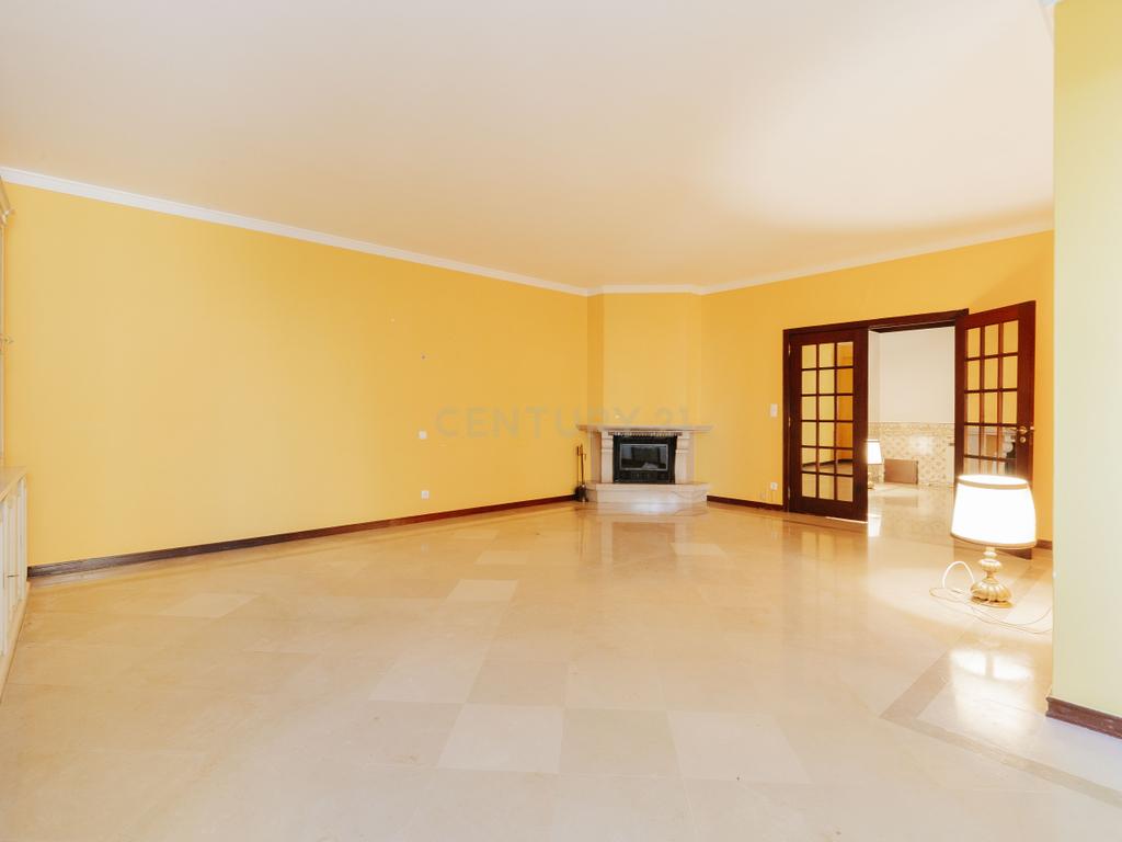 Apartamento T3 - Restelo Lisboa - Image 4