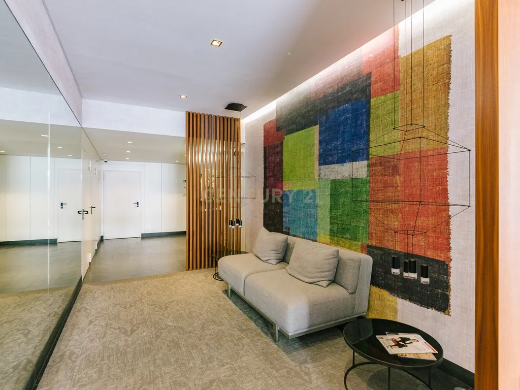 Excelente apartamento T2 em Avenidas Novas, Lisboa - Image 28