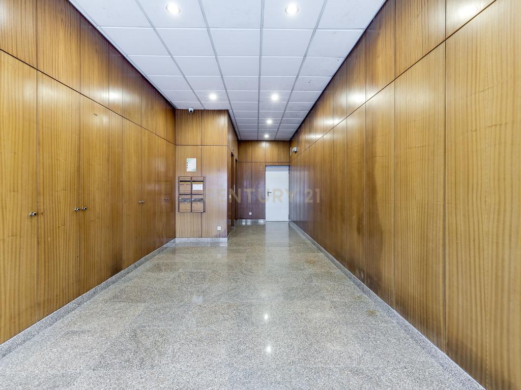 Escritório com 428m2 com Estacionamento nas Laranjeiras - Image 26