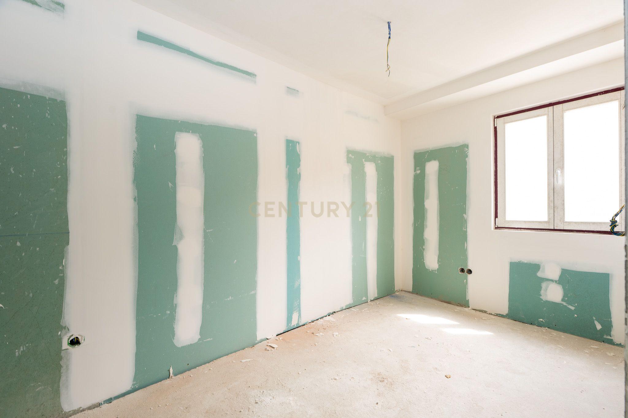 Moradia T4 em Alcântara com Dois Duplex Independentes - Ideal para Habitação e Investimento - Image 38