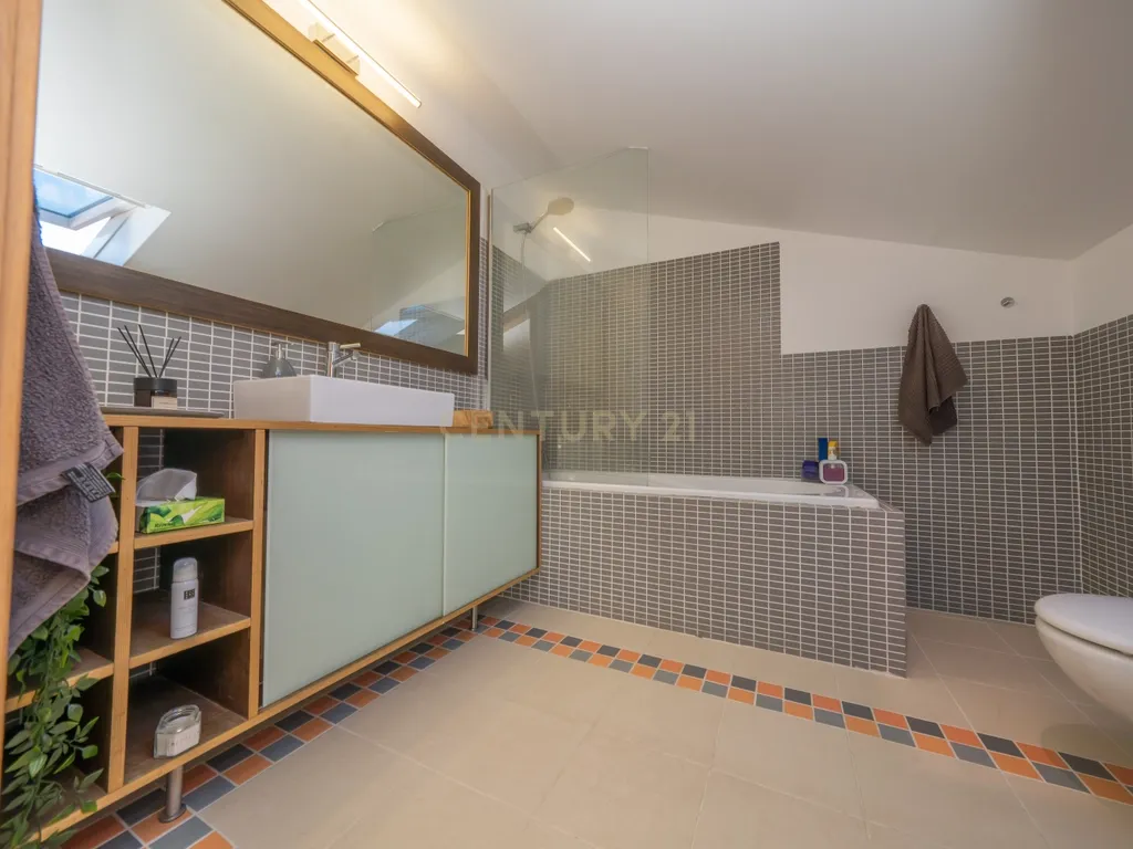 Excelente Apartamento T3 Duplex c/ Garagem, na Galiza, Estoril, Cascais - Image 29