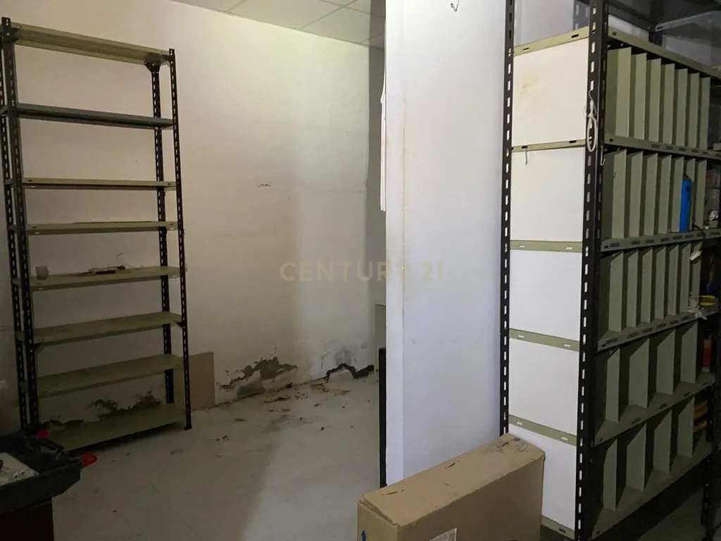 🏢✨ Loja comercial no centro de Oñati – 206 m² cheios de potencial - Image 12