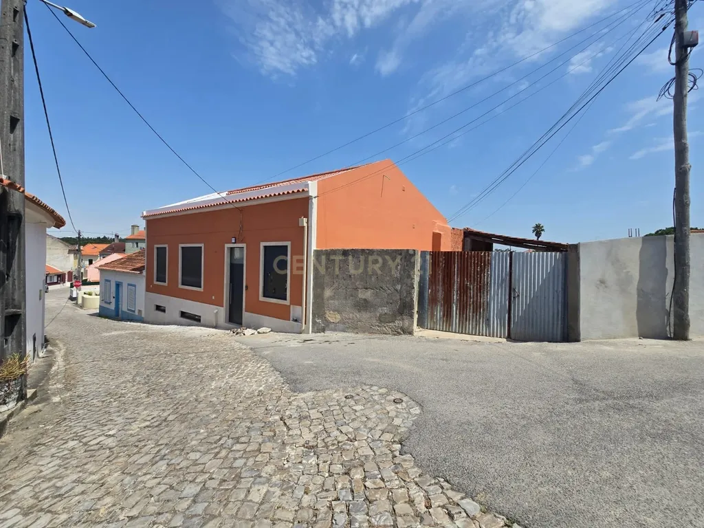 Moradia como Nova a poucos kms da praia da Nazaré - Image 42