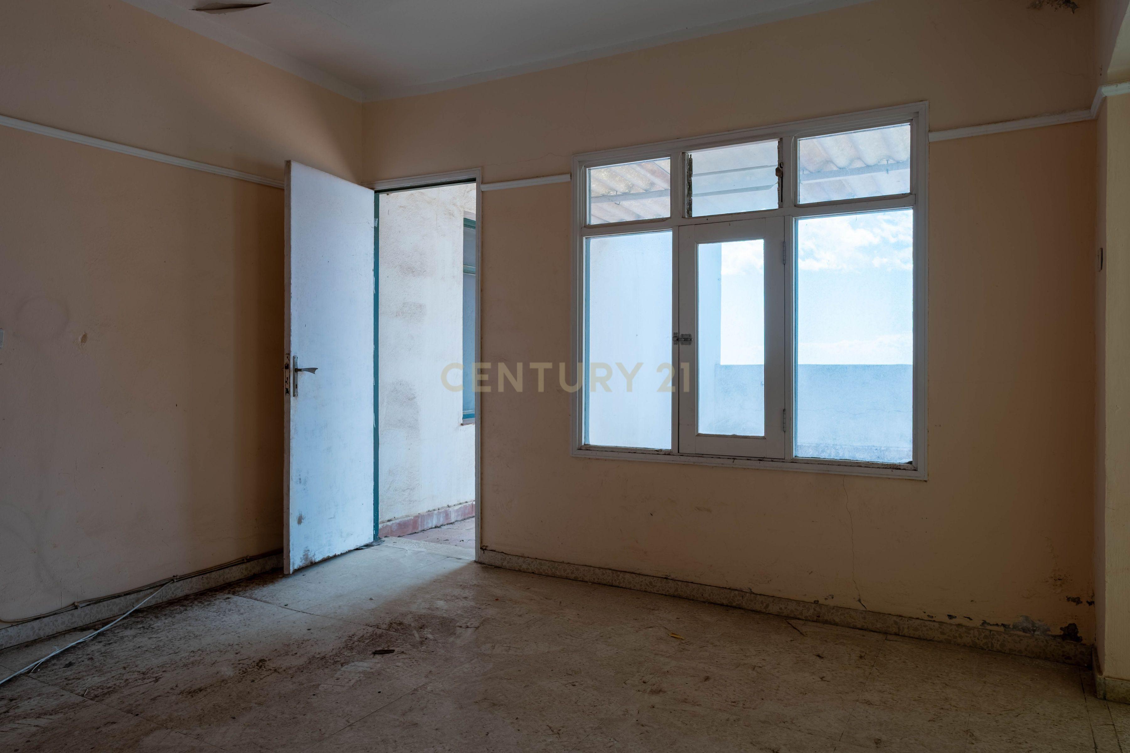 - Image 8
