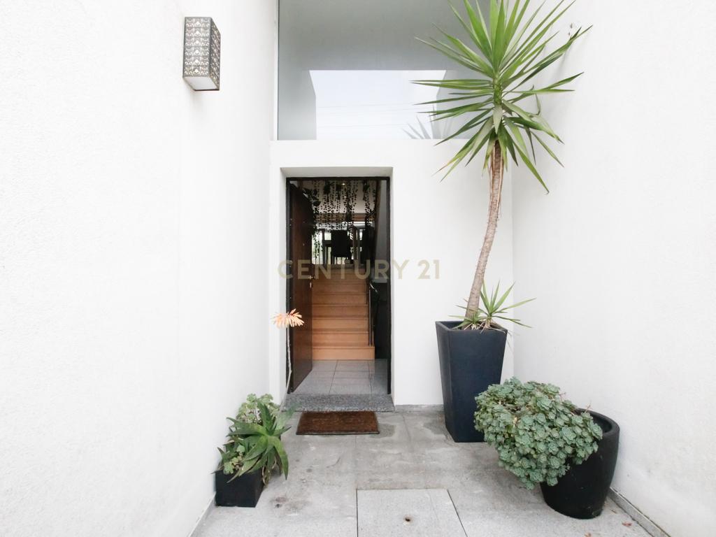 Moradia T3+1 em Alfena, Porto — Excelente localização, conforto e qualidade de construção - Image 3