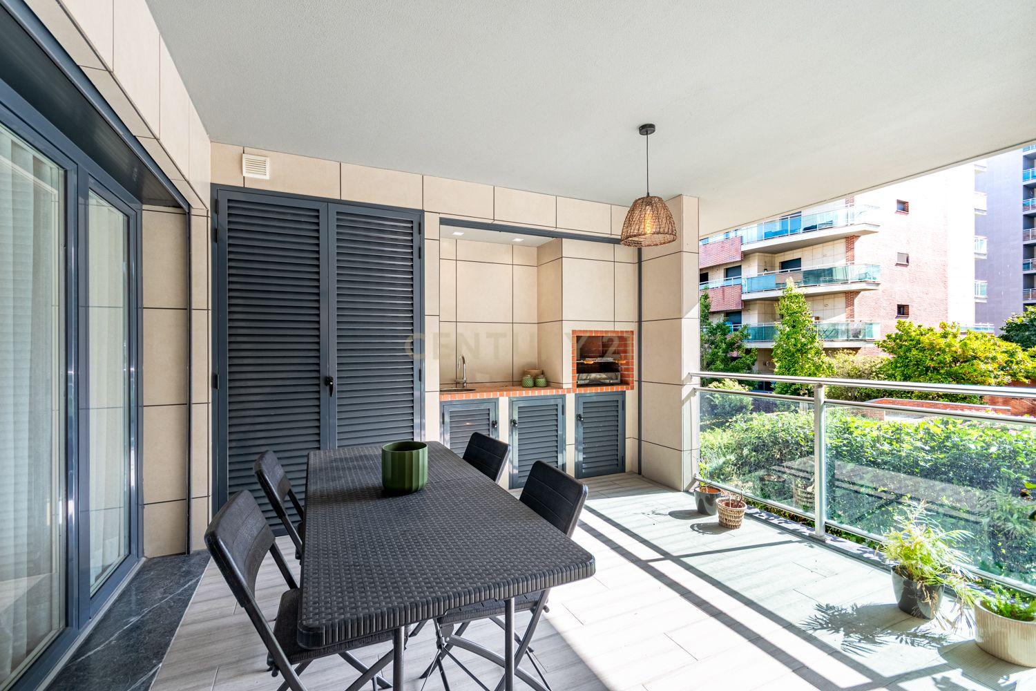 Fotografia 12 de Apartamento T2 com Varanda de 27 m² e Box | Malvarosa – Alverca