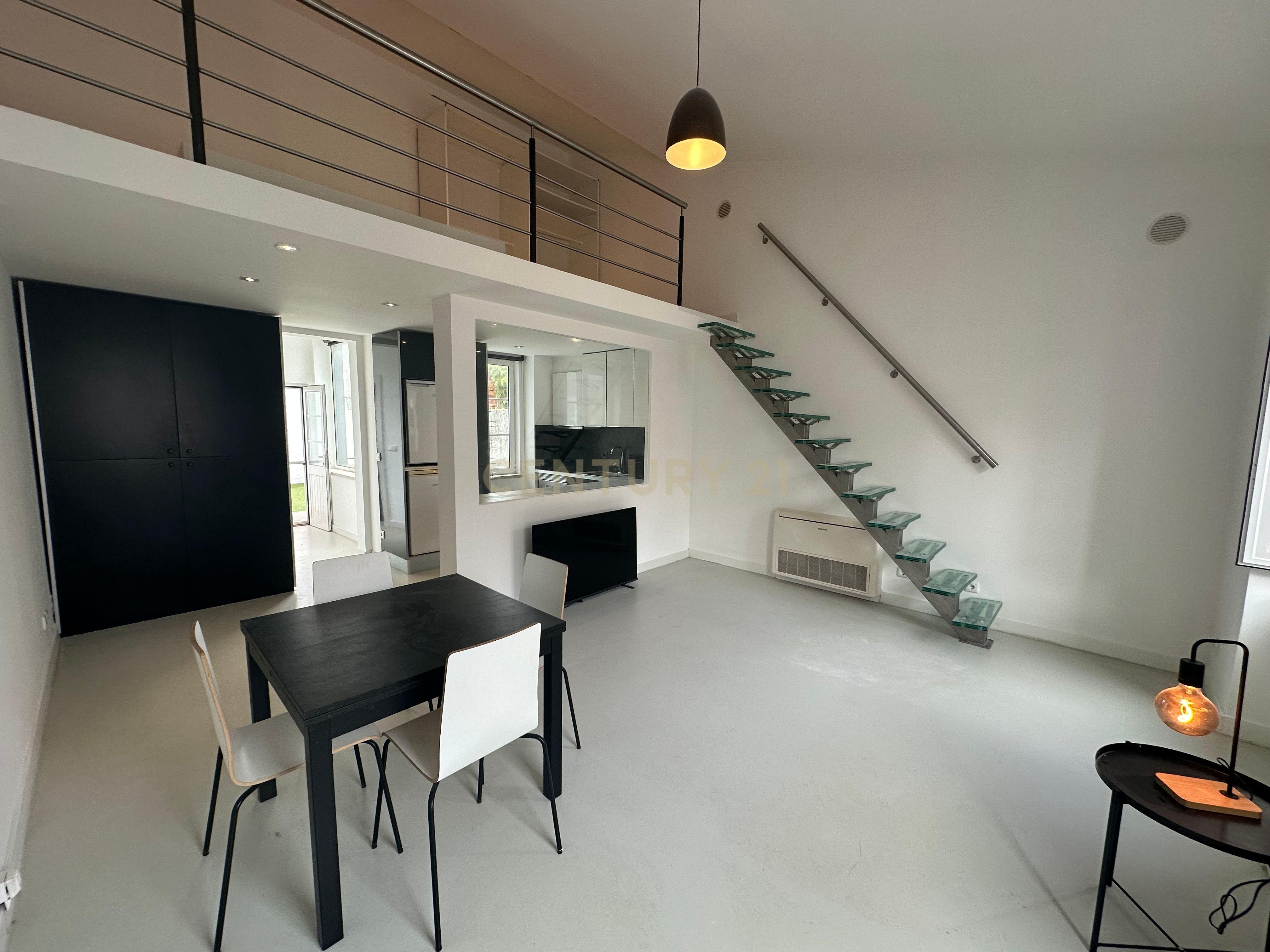 Apartment in Lisboa, São Francisco Xavier - View 3