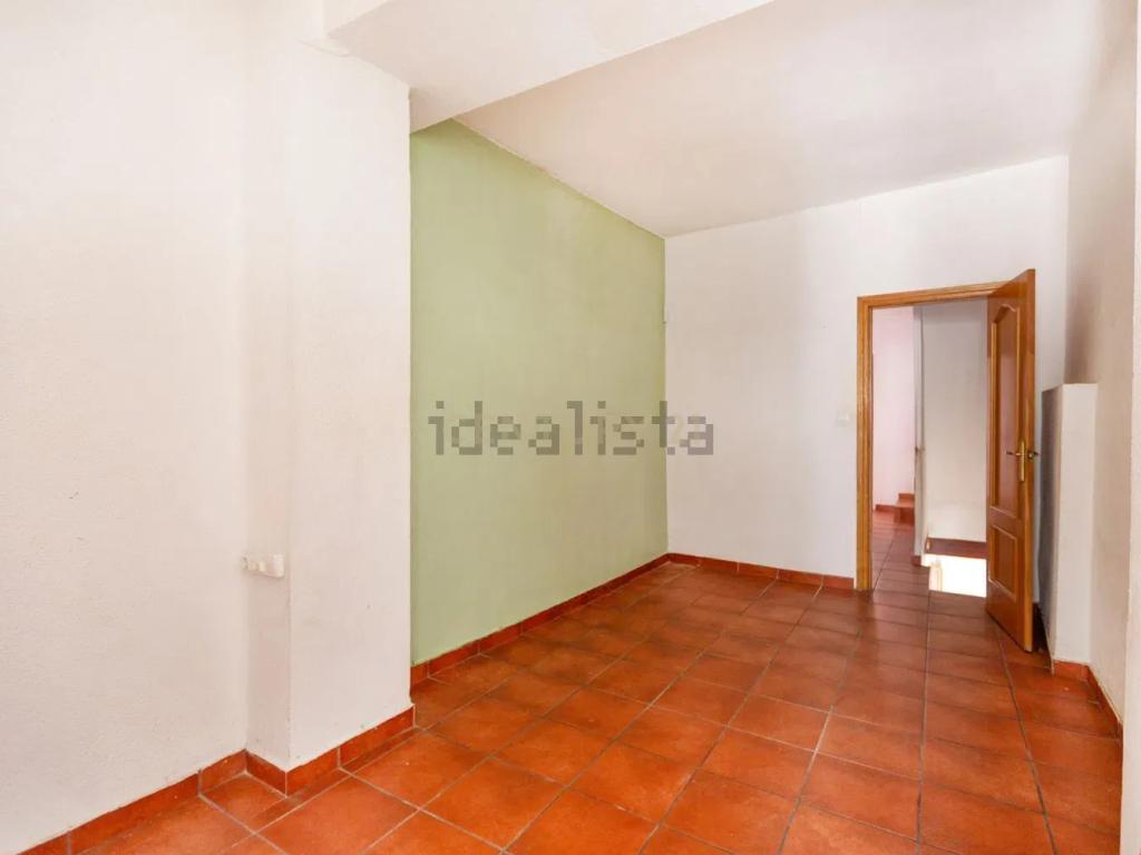  - Image 4