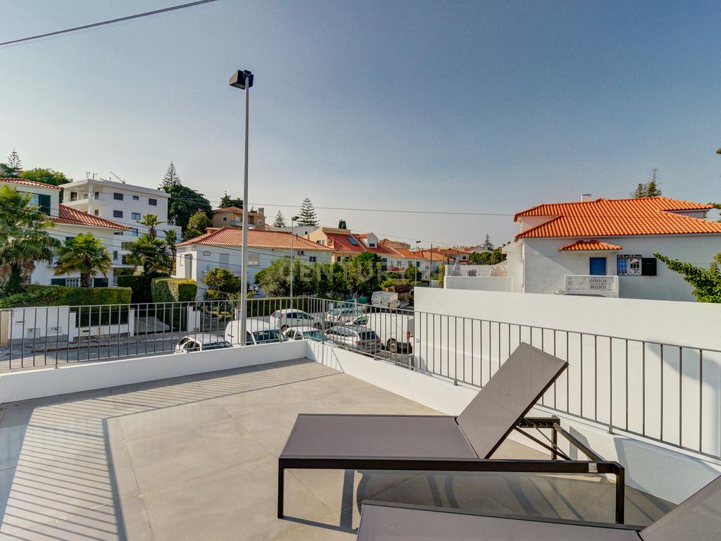 Moradia T4+1 com piscina, terraço e garagem  perto da praia - Image 36