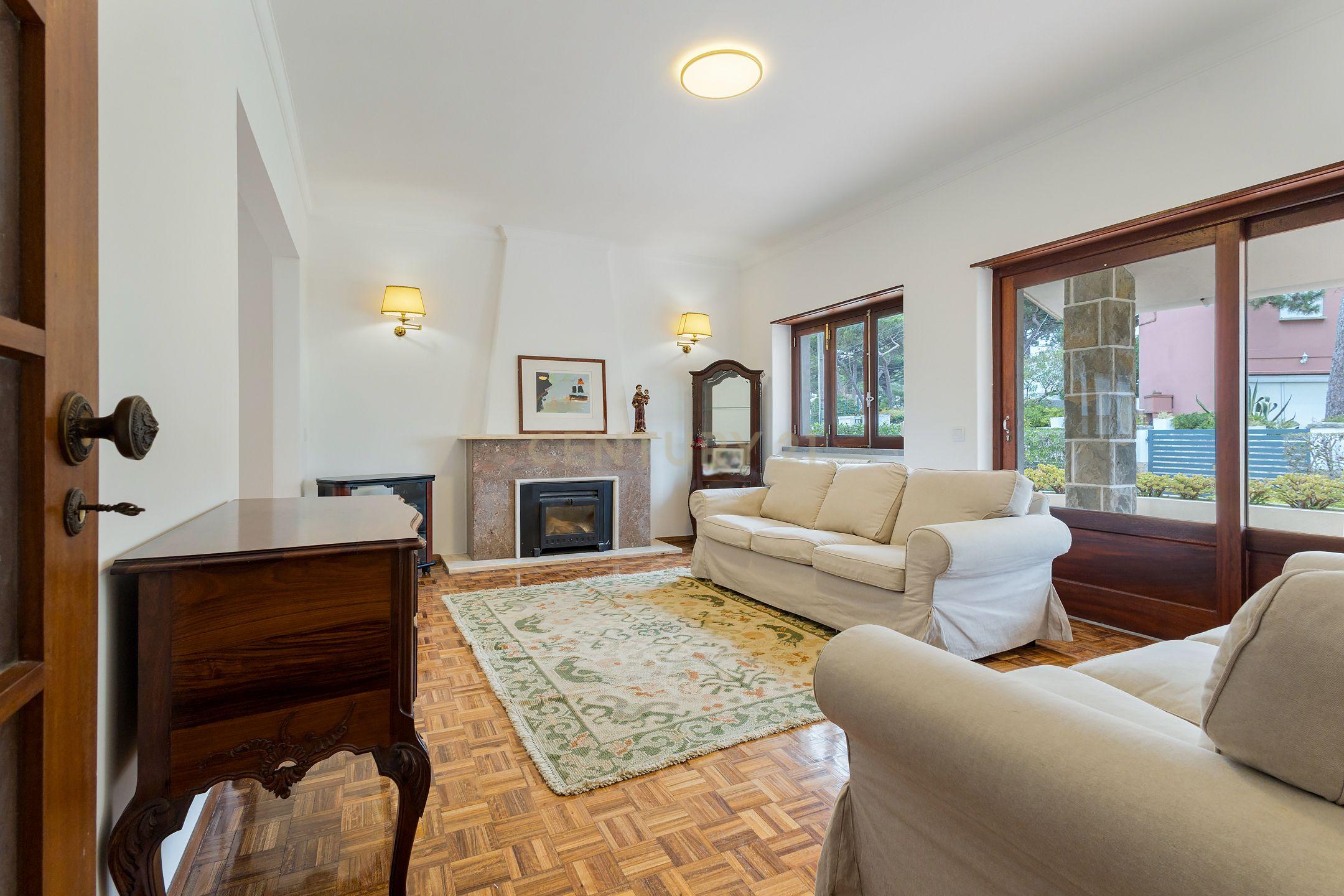 Fotografia 7 de Espetacular Moradia T4 em Colares, Sintra - 250m²