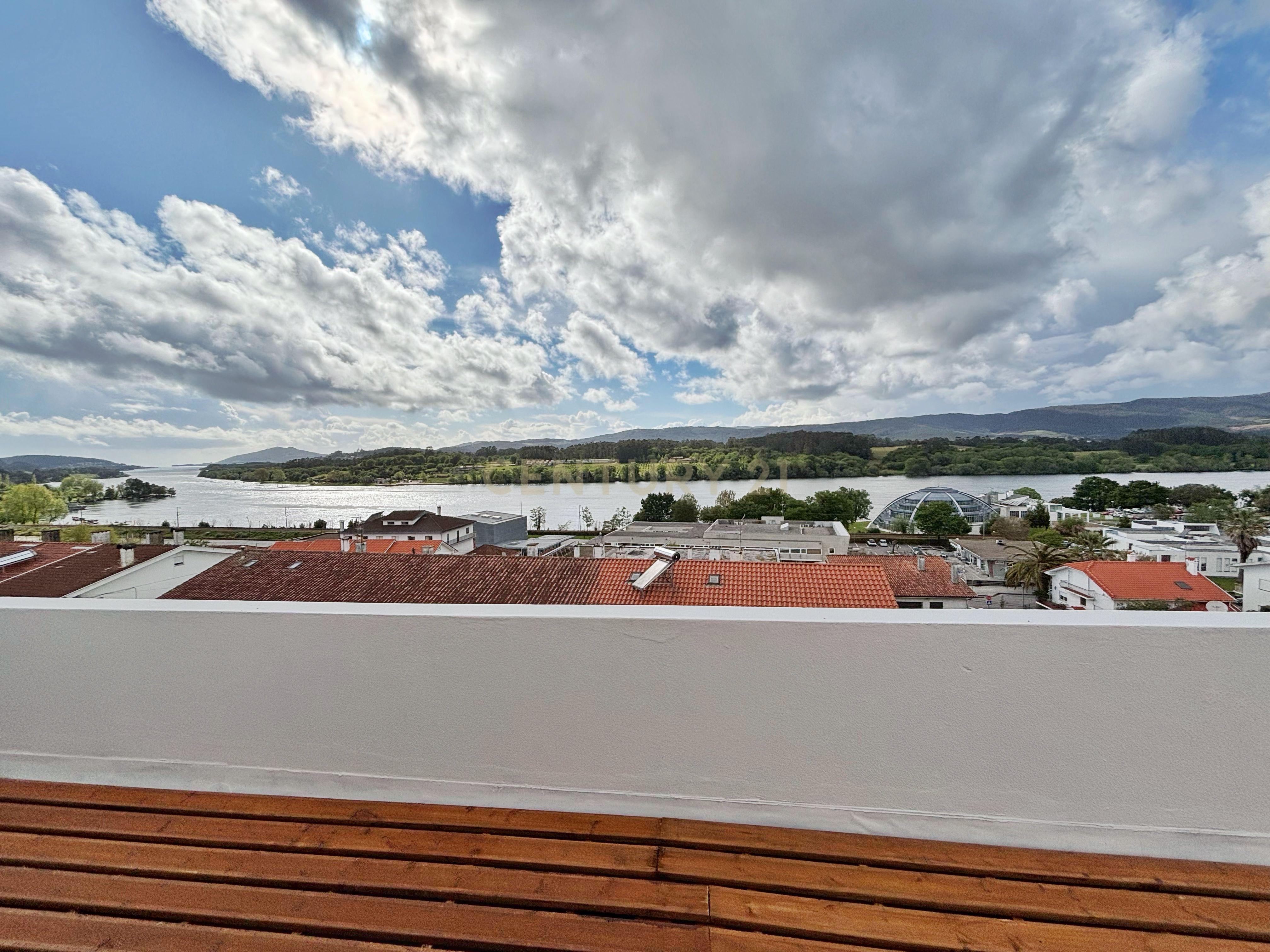 Penthouse T3 com amplo terraço vista Rio e Serra - Vila Nova de Cerveira - Image 33