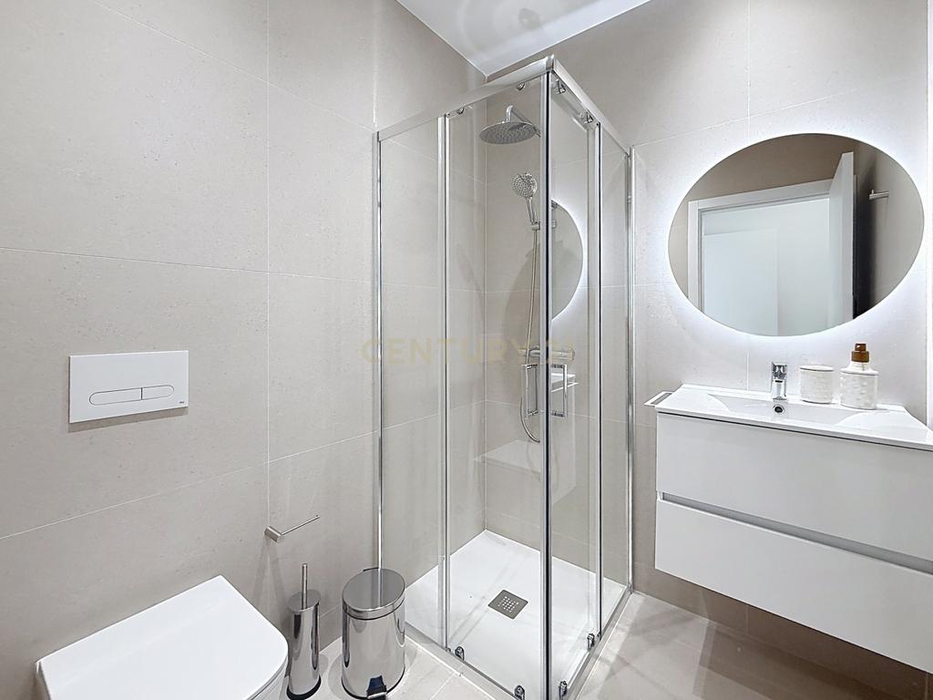 Apartamento Novo com Terraço e Piscina Privativa em Nazaré - Image 33