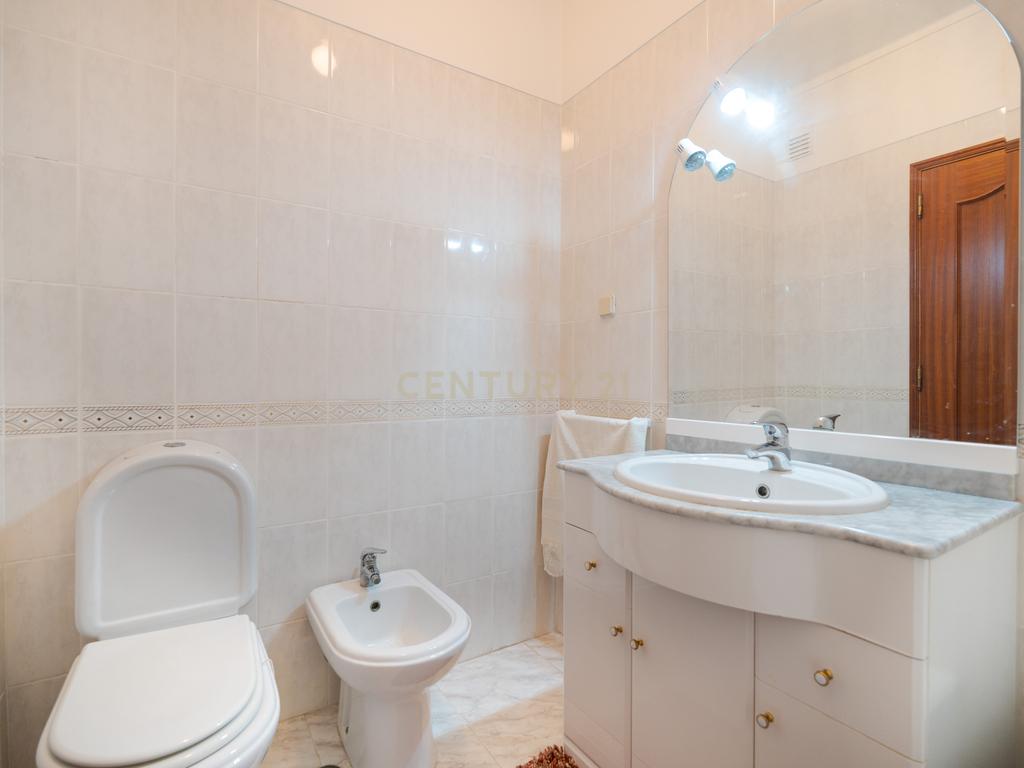 🌟 Apartamento T3 à Venda em Portimão – Conforto, Espaço e Excelente Localização! 🌟 - Image 18