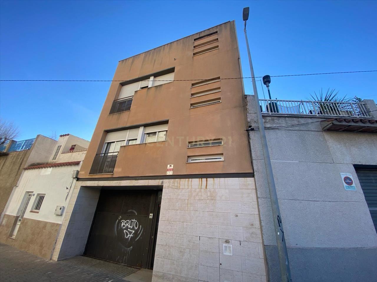 Garagem - Image 1