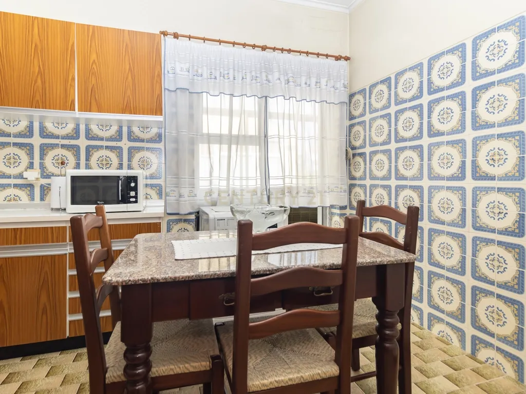 Apartamento T3 em Amora, Seixal - Image 19