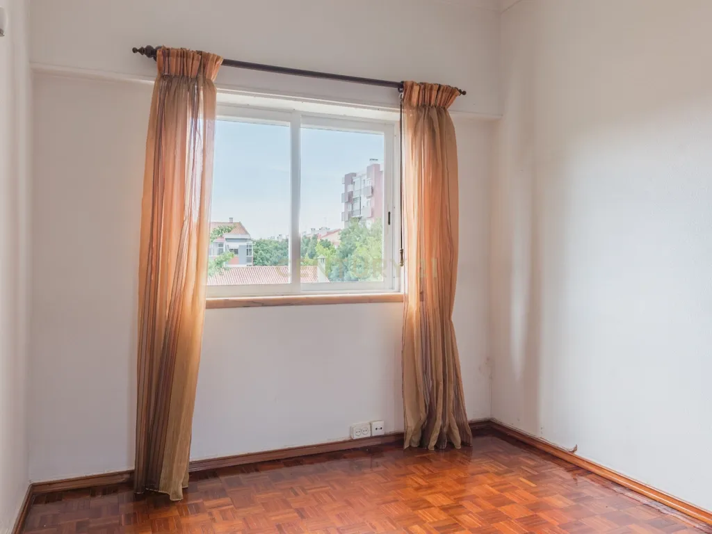 T3 com Vista Monsanto | Conforto e Localização Privilegiada - Image 16