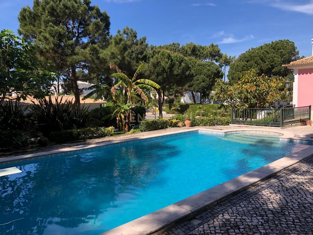Casa Isolada em SOLTRÓIA  - Luxo e Conforto por 1.490.000€ - Image 3
