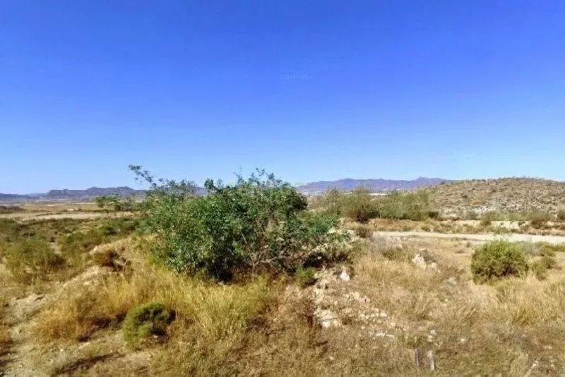 Terreno - Image 1