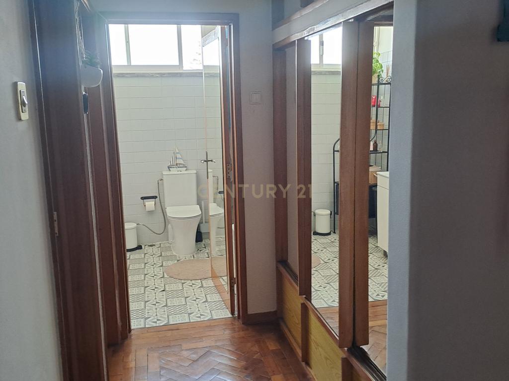Apartamento T4 na Rua Gil Vicente - Parede - Image 10