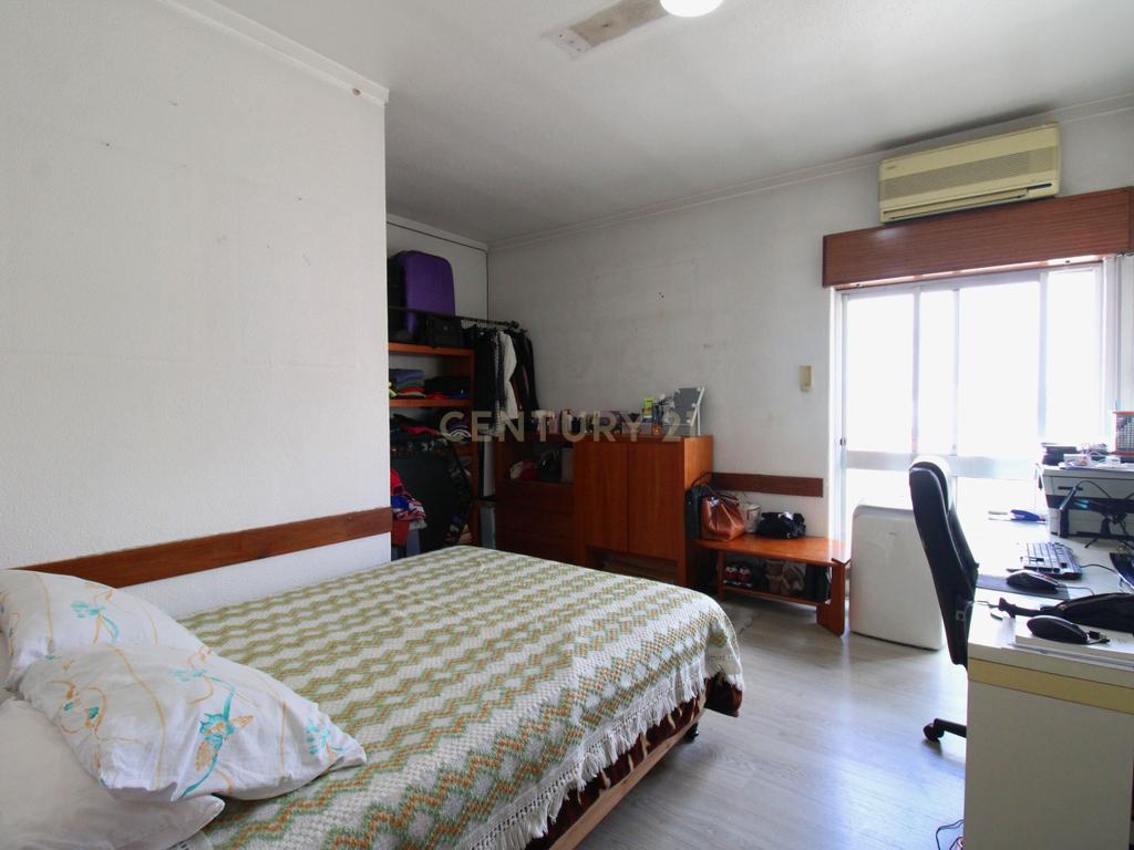 Apartamento T2 Quinta do Conde - Image 20