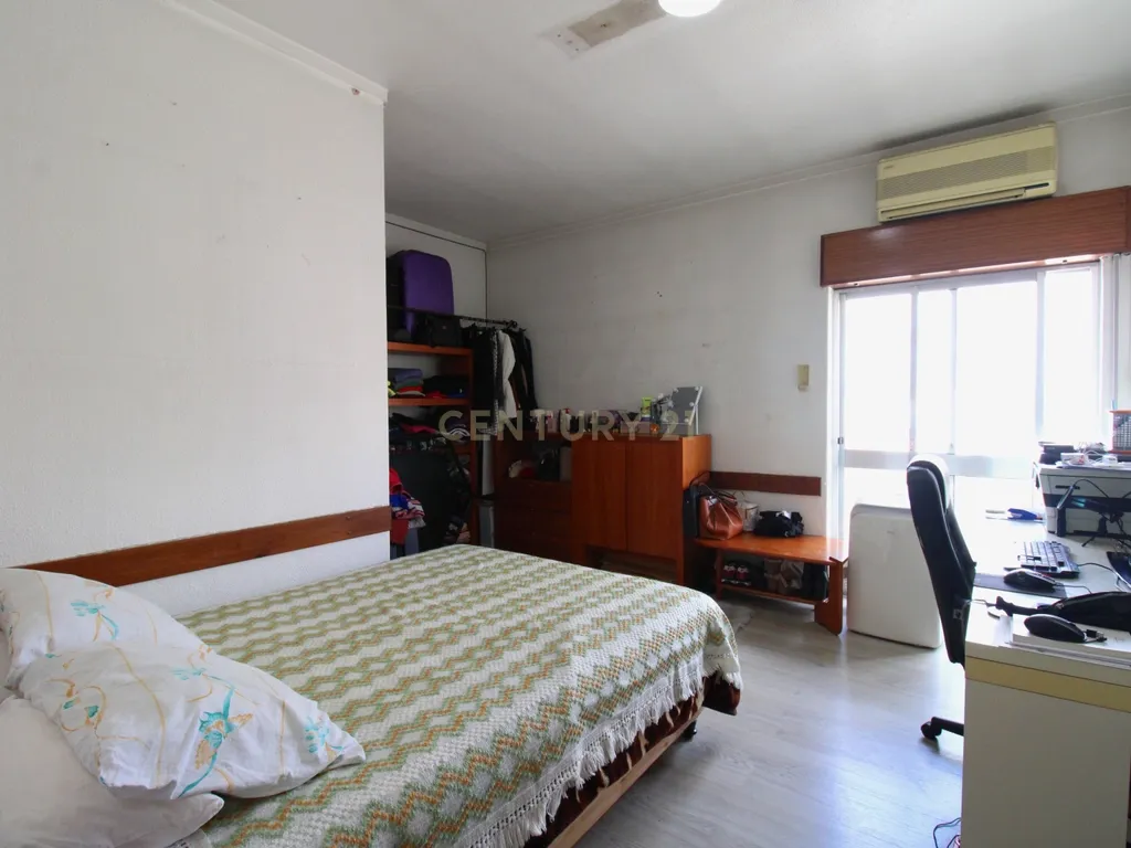 Apartamento T2 Quinta do Conde - Image 20