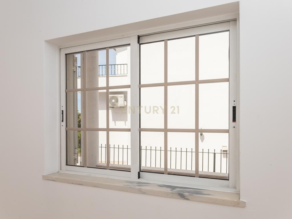 Moradia de 6 assoalhadas em lote de 500 m2 - Image 20