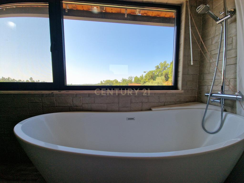 Encantadora propriedade rural | Oportunidade única de investimento - Olalhas, Tomar - Image 18