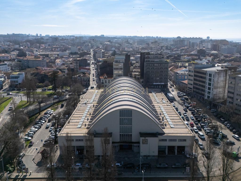 🏪 Loja para Trespasse no Mercado Municipal de Matosinhos – Ideal para Restauração - Image 25