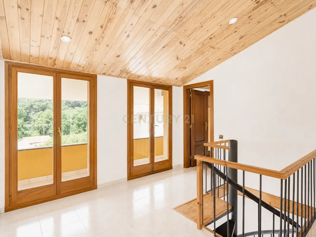 Crie a casa dos seus sonhos: duplex com terraço e múltiplas possibilidades. - Image 14
