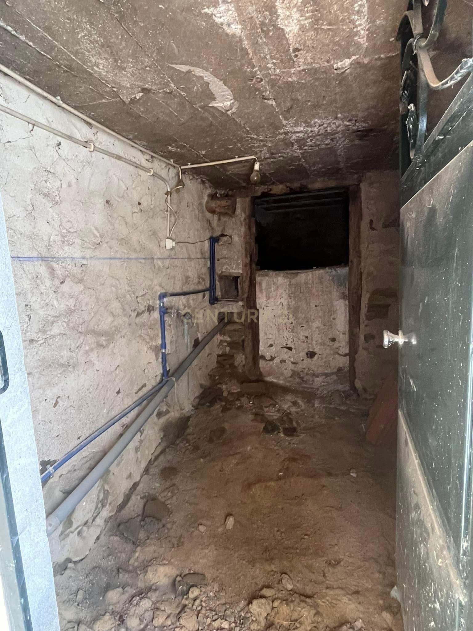 Espaçosa Moradia T3 em Bragança por 96.500€ - Image 22