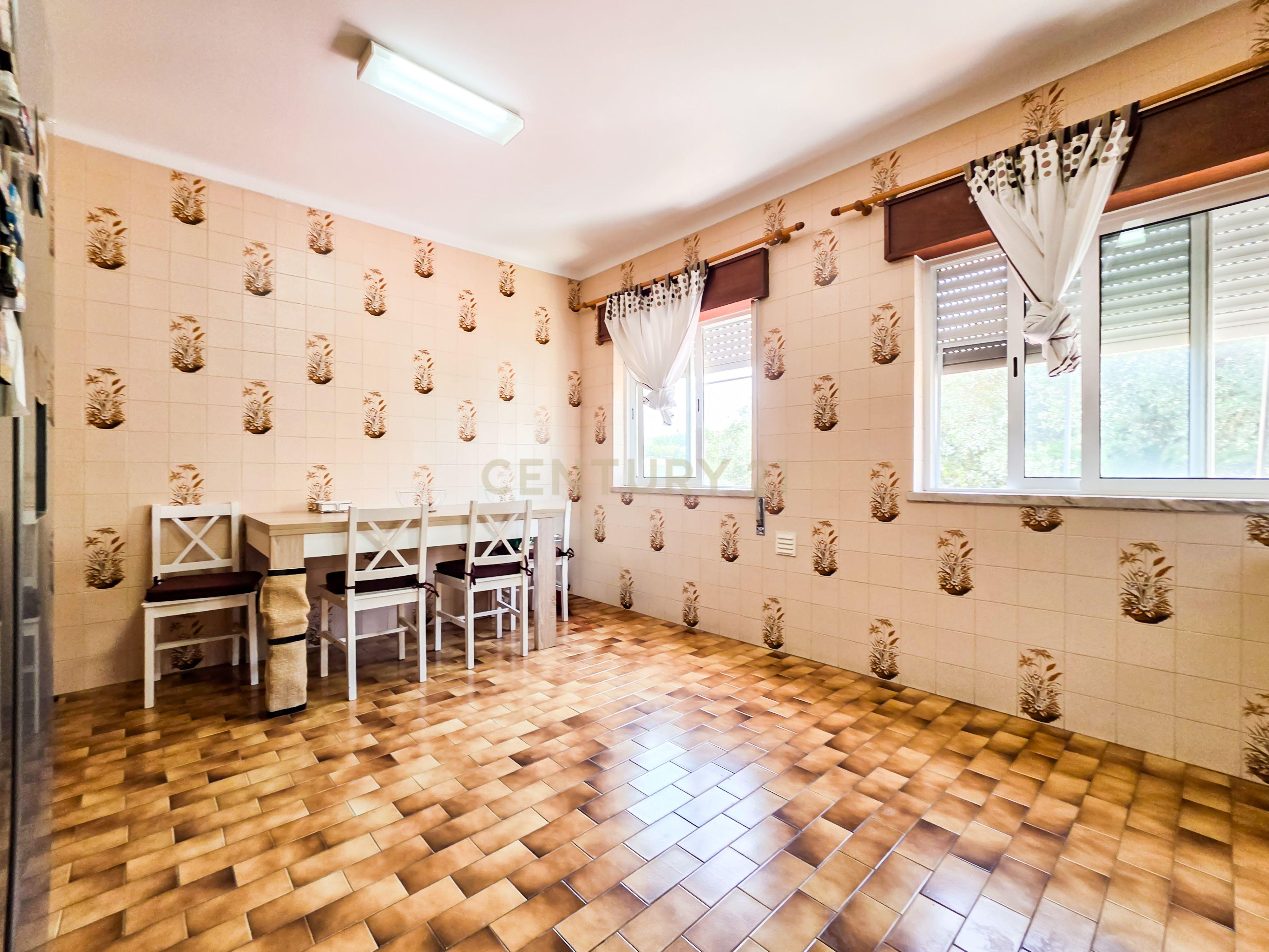 Fotografia 6 de Apartamento T2 em Setúbal com Vista e Localização Central