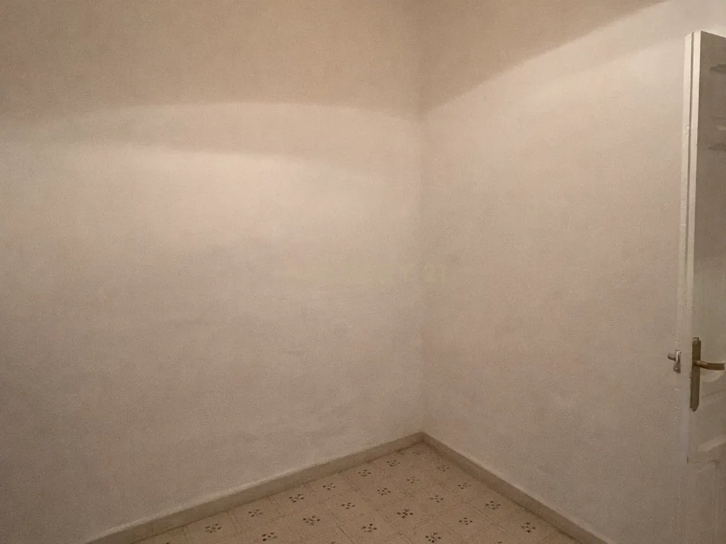 Edifício exclusivo com grande potencial numa das melhores zonas de Trujillo - Image 36
